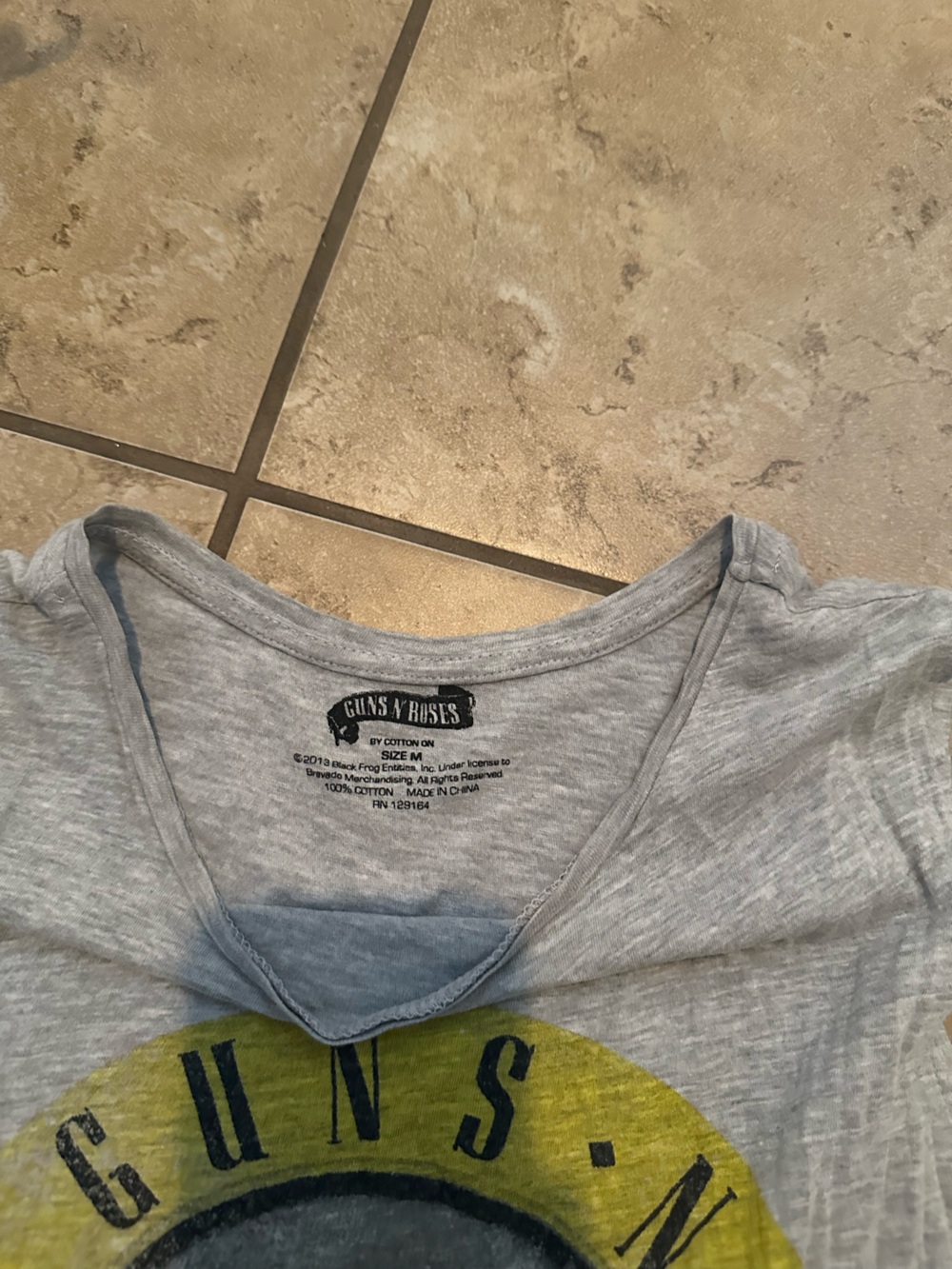 GUNS N ROSES TANK - Picture 2 of 5